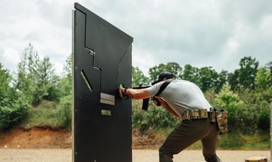 tactical-training-barricade-shooting-drill-outdoor
